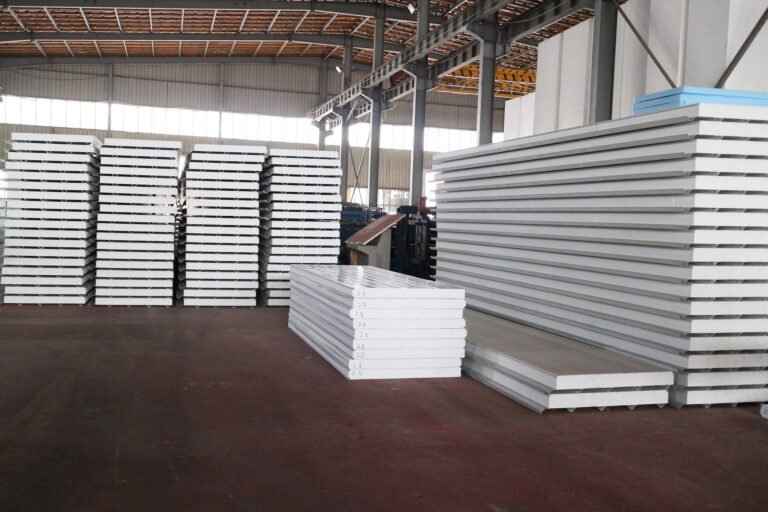 تركيب ألواح ساندوتش بانل جدة: الحل الأمثل للعزل والبناء الحديث 0551508972